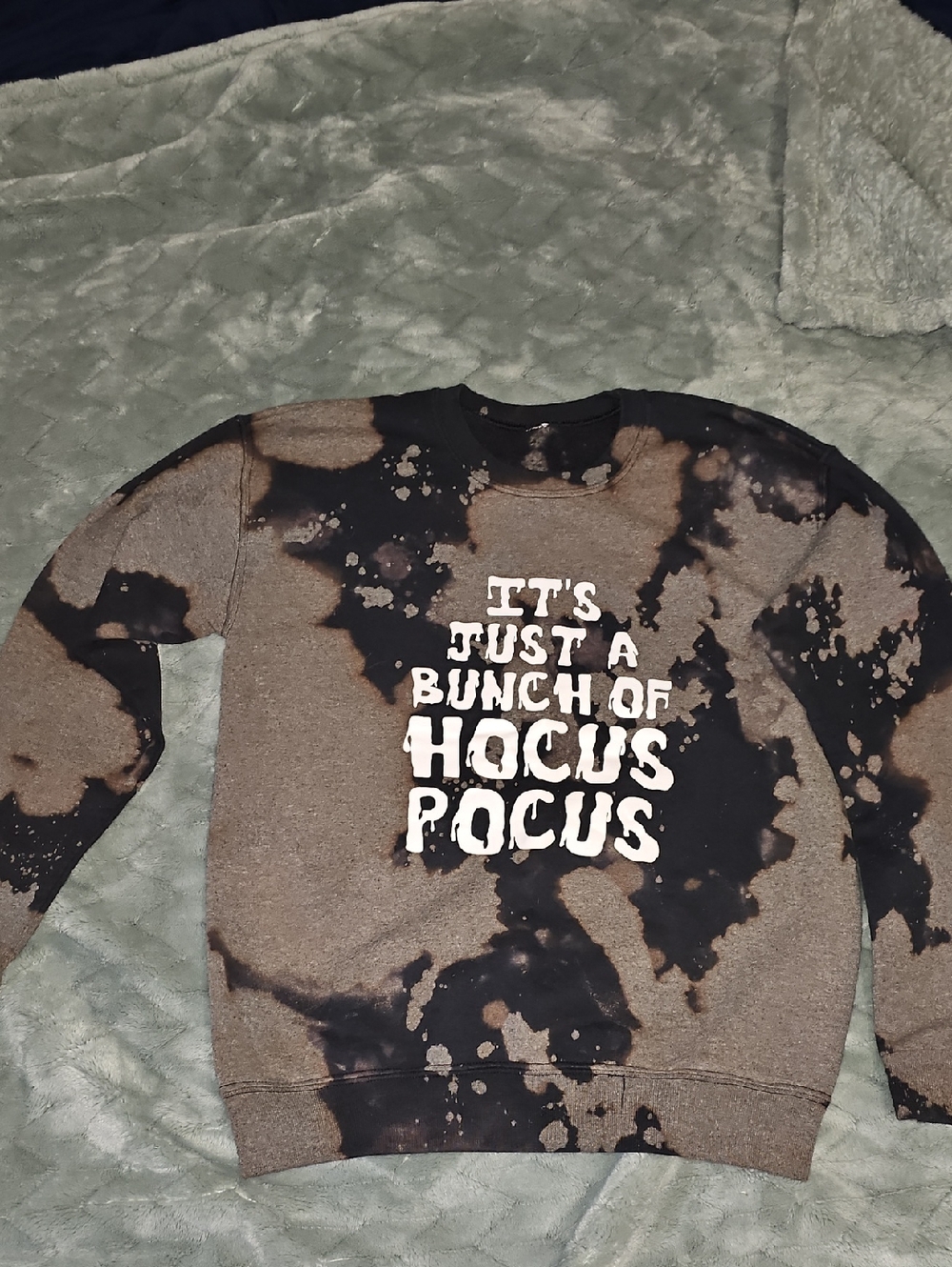 Girls Large Hocus Pocus Swestshirt